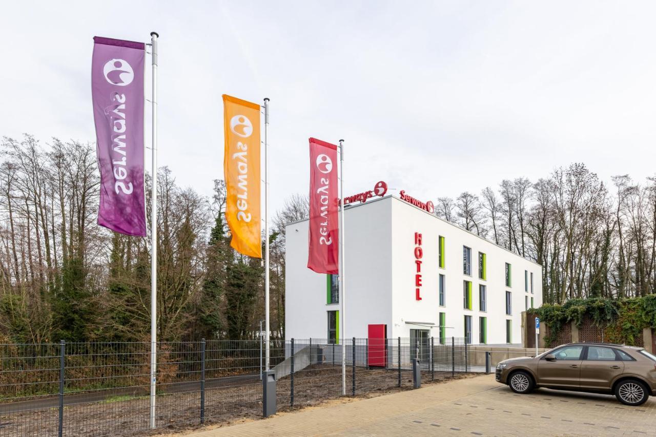 Serways Hotel Hoesel Ratingen Exterior photo