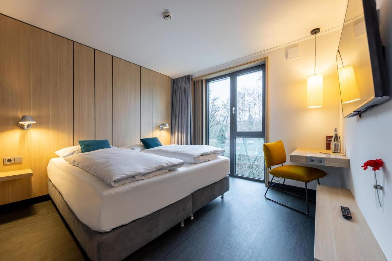 Serways Hotel Hoesel Ratingen Exterior photo