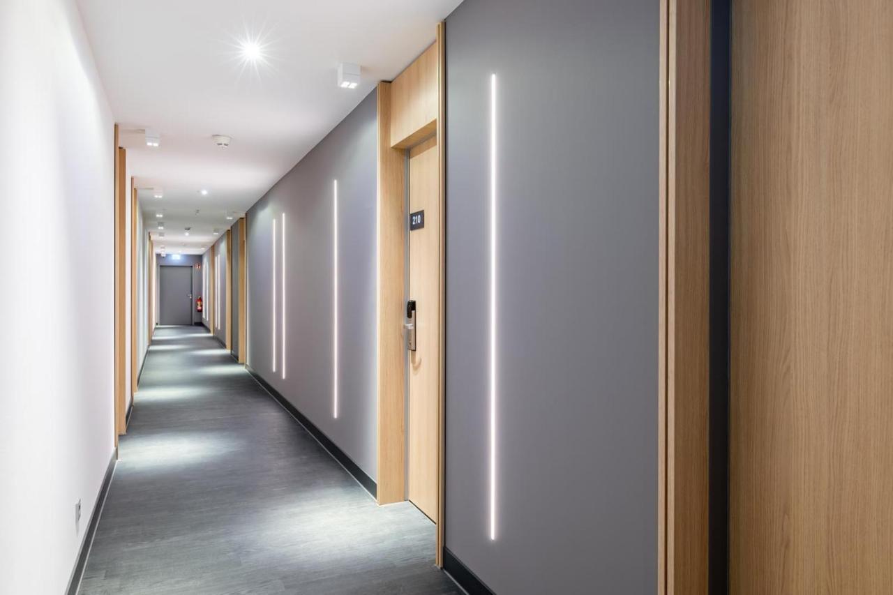 Serways Hotel Hoesel Ratingen Exterior photo